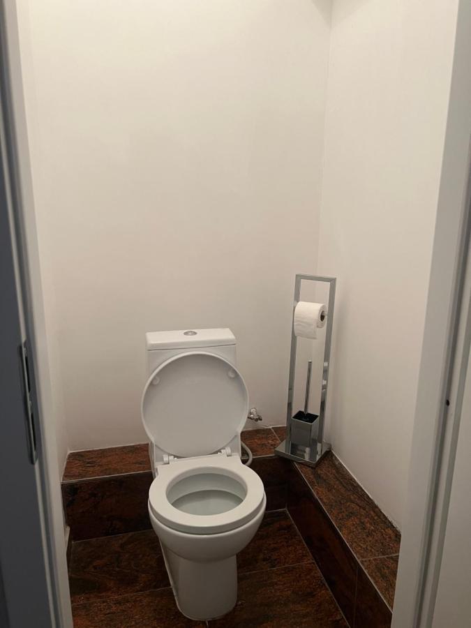 Apartamento Business Box Bratislava Exterior foto