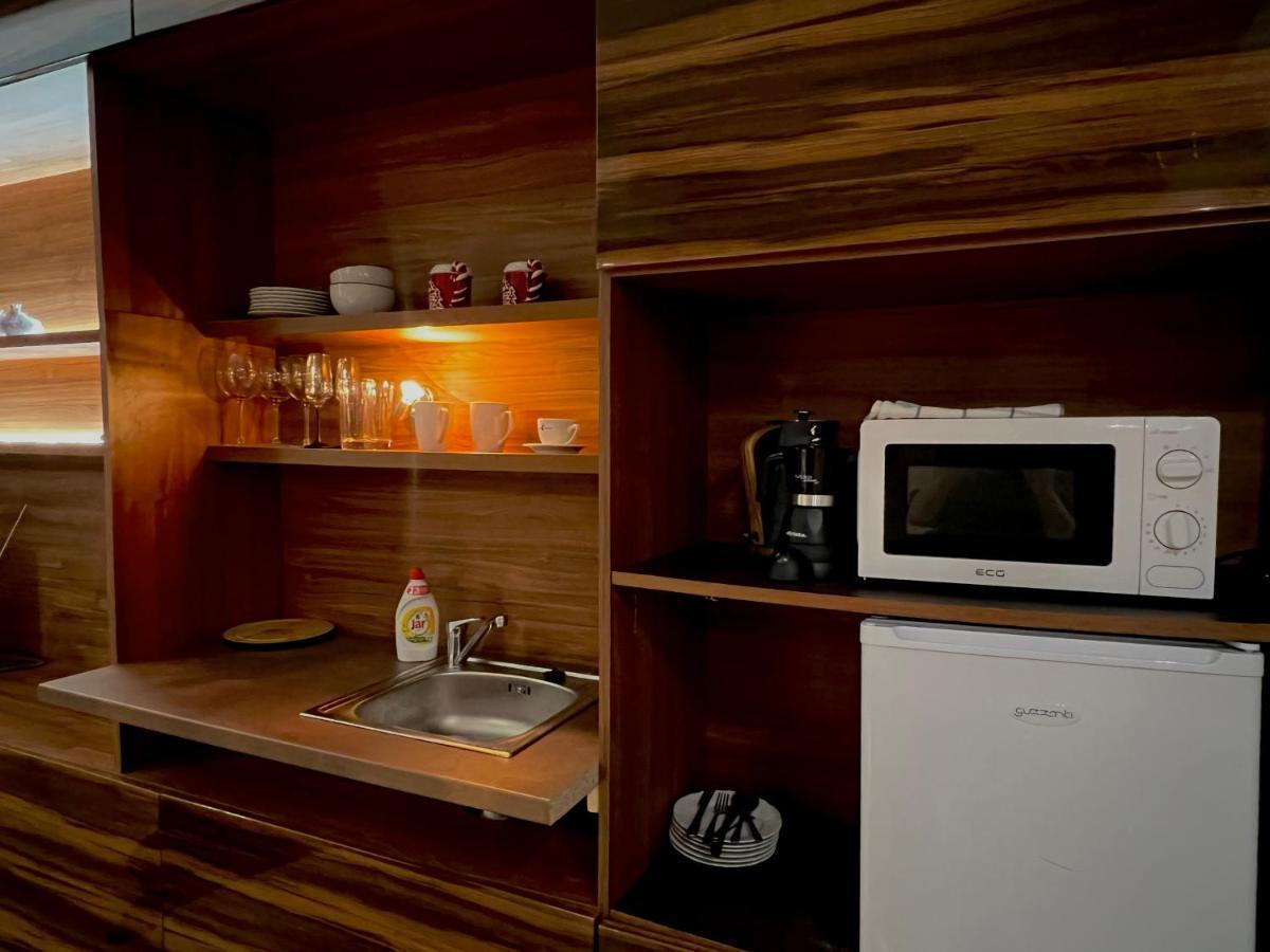 Apartamento Business Box Bratislava Exterior foto